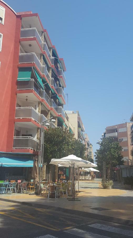 Apartamento Vacacional Салоу Екстер'єр фото